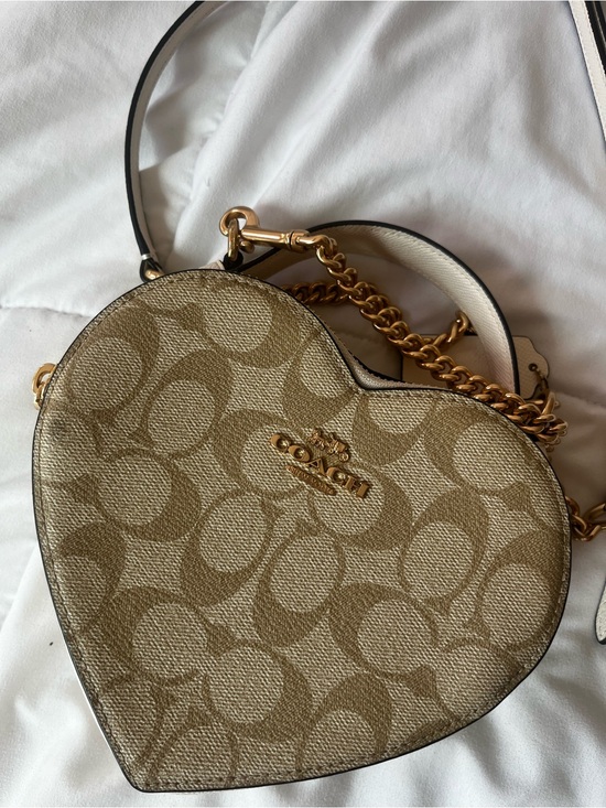 Coach Handbags - Coach Khaki/Chalk Signature Heart Crossbody with Gold Chain
